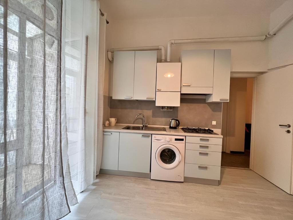 Savona Casa Vacanze Vicino Mare 3 Minuti Wifi 外观 照片